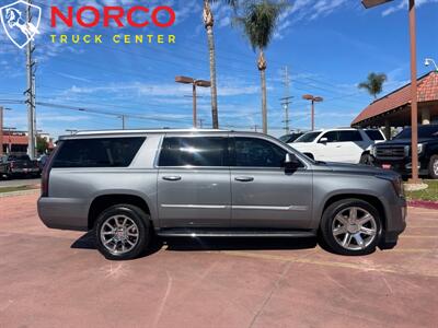 2019 Cadillac Escalade ESV Luxury 7 Passenger - Photo 1 - Norco, CA 92860