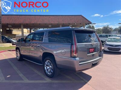 2019 Cadillac Escalade ESV Luxury 7 Passenger - Photo 7 - Norco, CA 92860