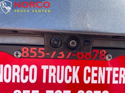 2019 Cadillac Escalade ESV Luxury 7 Passenger - Photo 16 - Norco, CA 92860