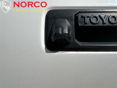 2018 Toyota Tacoma SR Extended Cab Short Bed w/ Camper Shell - Photo 10 - Norco, CA 92860