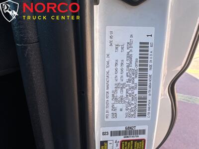 2018 Toyota Tacoma SR Extended Cab Short Bed w/ Camper Shell - Photo 21 - Norco, CA 92860