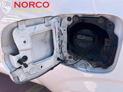 2018 Toyota Tacoma SR Extended Cab Short Bed w/ Camper Shell - Photo 11 - Norco, CA 92860