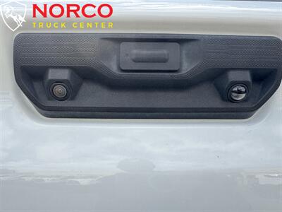 2022 Chevrolet Silverado 2500HD Custom Crew Cab Short Bed 4x4 - Photo 11 - Norco, CA 92860