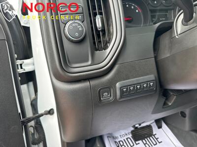 2022 Chevrolet Silverado 3500HD C3500 Work Truck Crew Cab Flat Bed   - Photo 26 - Norco, CA 92860