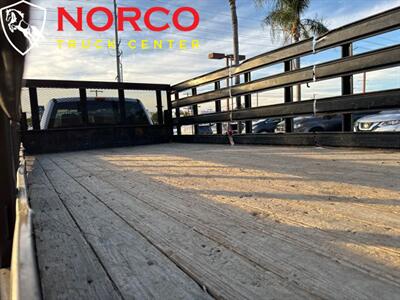 2017 Ford F-550 16' Stake Bed Diesel w/ Liftgate  (2500 lbs. Capacity) - Photo 9 - Norco, CA 92860