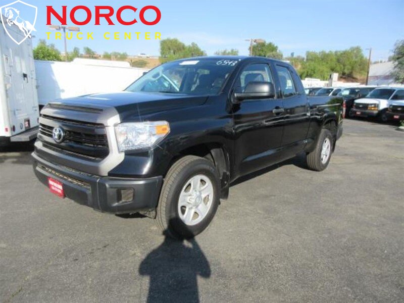 Used 2017 Toyota Tundra SR with VIN 5TFRM5F19HX114266 for sale in Norco, CA