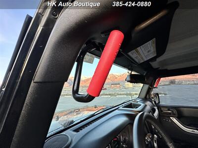 2017 Jeep Wrangler Unlimited Rubicon   - Photo 17 - West Bountiful, UT 84087-1313