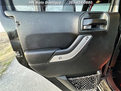 2017 Jeep Wrangler Unlimited Rubicon   - Photo 18 - West Bountiful, UT 84087-1313