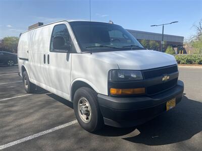 2018 Chevrolet Express 3500   - Photo 1 - Forest Grove, OR 97116