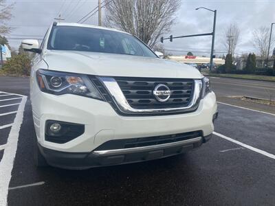 2020 Nissan Pathfinder SL   - Photo 2 - Forest Grove, OR 97116