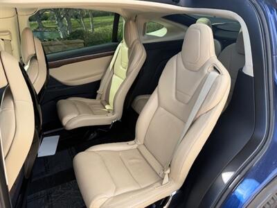 2016 Tesla Model X 90D   - Photo 11 - San Jose, CA 95131