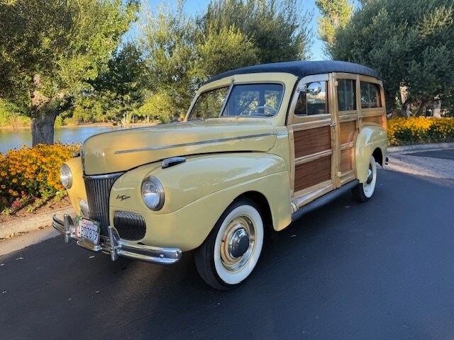 1941 Ford Super Deluxe Woody Wagon  
