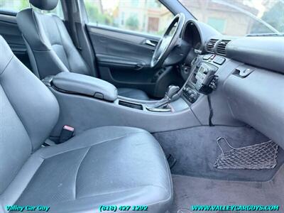 2004 Mercedes-Benz C 230 Kompressor   - Photo 11 - Reseda, CA 91335