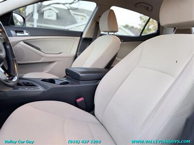 2015 Kia Optima Hybrid LX   - Photo 17 - Reseda, CA 91335