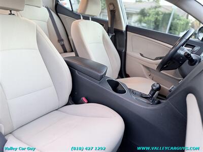 2015 Kia Optima Hybrid LX   - Photo 14 - Reseda, CA 91335