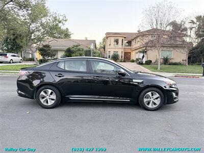 2015 Kia Optima Hybrid LX   - Photo 10 - Reseda, CA 91335