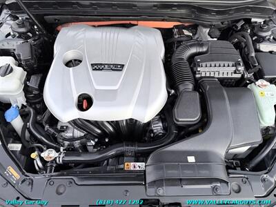 2015 Kia Optima Hybrid LX   - Photo 30 - Reseda, CA 91335