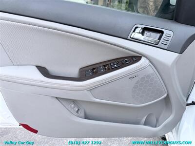 2013 Kia Optima EX   - Photo 17 - Reseda, CA 91335