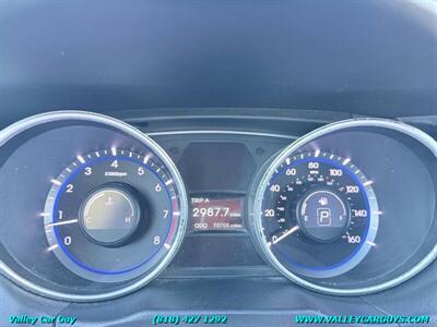 2011 Hyundai SONATA Limited   - Photo 17 - Reseda, CA 91335