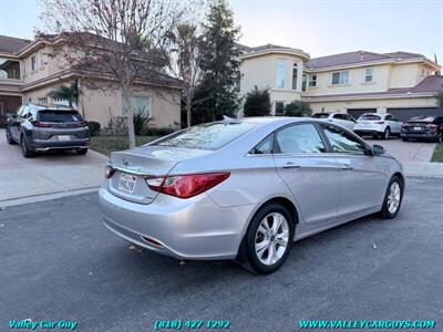 2011 Hyundai SONATA Limited   - Photo 5 - Reseda, CA 91335