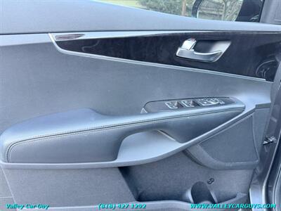 2018 Kia Sorento LX   - Photo 29 - Reseda, CA 91335