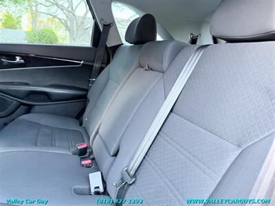 2018 Kia Sorento LX   - Photo 21 - Reseda, CA 91335