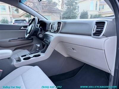 2017 Kia Sportage LX   - Photo 7 - Reseda, CA 91335