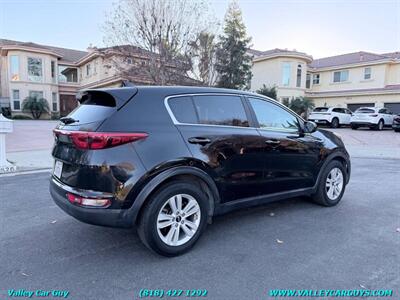 2017 Kia Sportage LX   - Photo 5 - Reseda, CA 91335