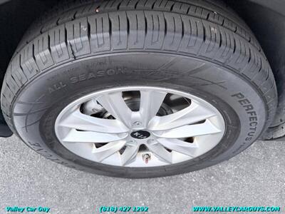 2019 Kia Sorento L   - Photo 31 - Reseda, CA 91335