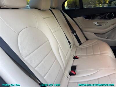2015 Mercedes-Benz C 300 4MATIC   - Photo 19 - Reseda, CA 91335