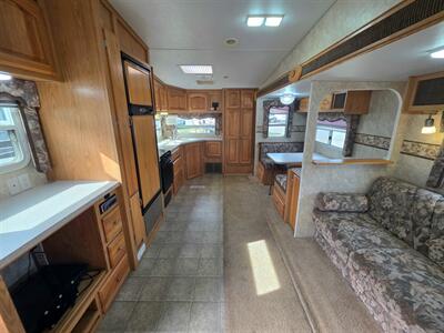 2006 Northwood Arctic Fox 29-5E   - Photo 3 - South San Francisco, CA 94080