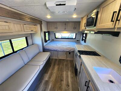 2024 Forest River Catalina 192FQS - Photo 3 - South San Francisco, CA 94080