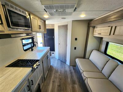 2024 Forest River Catalina 192FQS - Photo 5 - South San Francisco, CA 94080