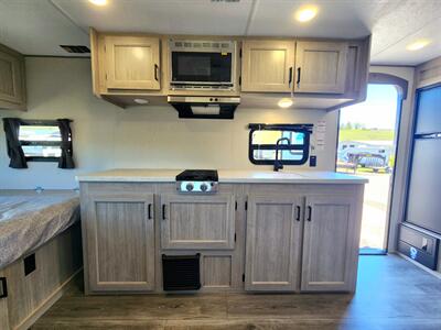 2024 Forest River Catalina 192FQS - Photo 4 - South San Francisco, CA 94080