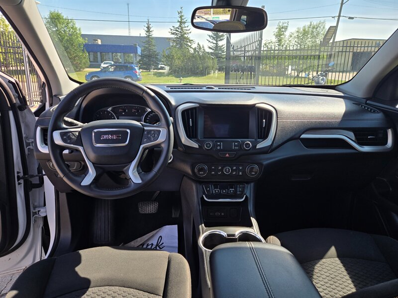 2021 GMC Terrain SLE - Photo 11 - Edmonton, AB T6E 6B3