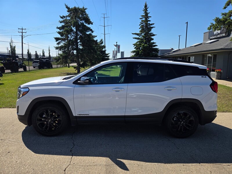 2021 GMC Terrain SLE - Photo 6 - Edmonton, AB T6E 6B3