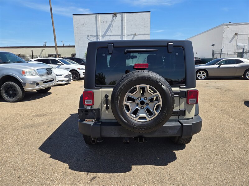 2017 Jeep Wrangler Rubicon - Photo 4 - Edmonton, AB T6E 6B3