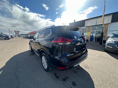 2019 Nissan Rogue SV   - Photo 3 - Edmonton, AB T6E 6B3