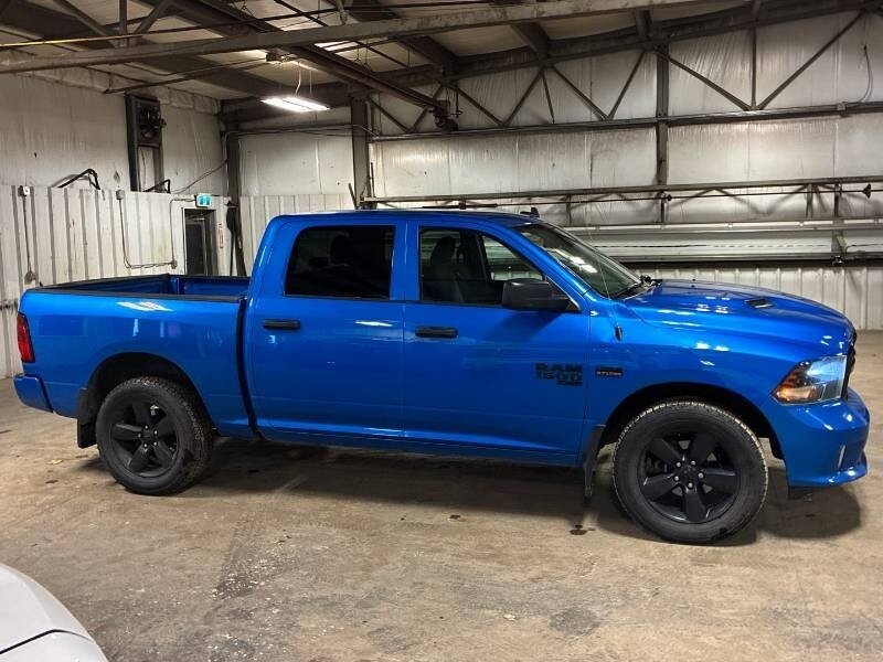 2021 RAM 1500 Classic Express - Photo 2 - Edmonton, AB T6E 6B3