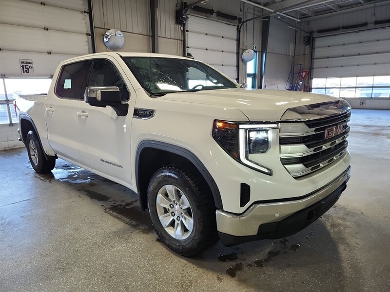 2024 GMC Sierra 1500 SLE  