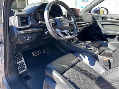 2020 Audi SQ5 3.0T quattro Premium Plus Black Optic Package   - Photo 18 - Tarzana, CA 91356