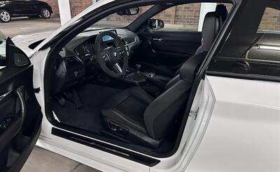 2020 BMW M2 CS  - 1 of 5 in the US with 6MT Alpine White Black Wheels Carbon Ceramic Brakes - Photo 6 - Tarzana, CA 91356