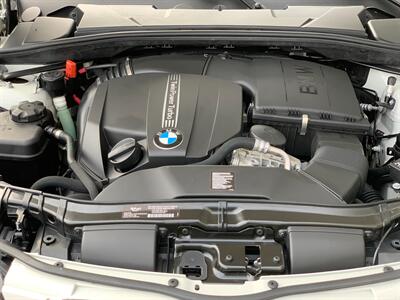 2013 BMW 1 Series 135is  6MT in Alpine White and Coral Red - Photo 21 - Tarzana, CA 91356