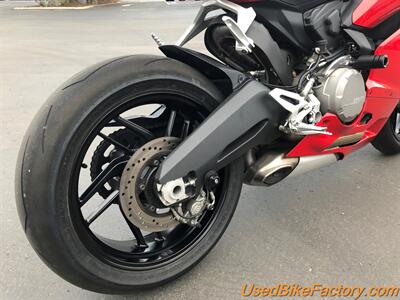 2015 Ducati 899 PANIGALE   - Photo 13 - San Diego, CA 92121