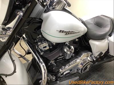 2017 Harley-Davidson FLHXS STREET GLIDE SPECIAL   - Photo 25 - San Diego, CA 92121