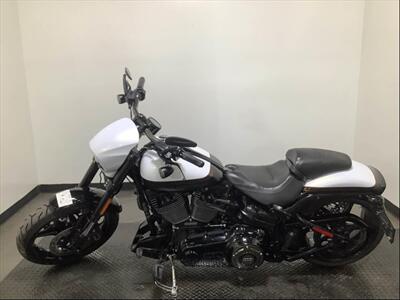 2017 Harley-Davidson FXSE CVO PRO STREET BREAKOUT   - Photo 2 - San Diego, CA 92121