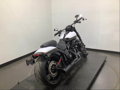 2017 Harley-Davidson FXSE CVO PRO STREET BREAKOUT   - Photo 8 - San Diego, CA 92121