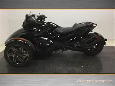 2016 Can-Am SPYDER RS-S SE5 Semi-Automatic   - Photo 3 - San Diego, CA 92121