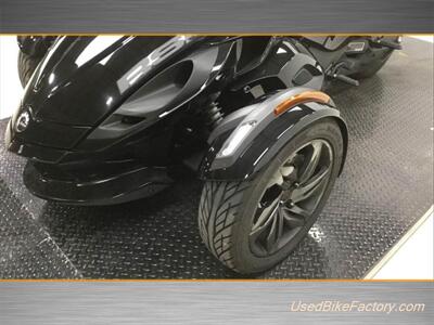 2016 Can-Am SPYDER RS-S SE5 Semi-Automatic   - Photo 11 - San Diego, CA 92121