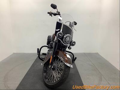 2019 Harley-Davidson FLHC HERITAGE CLASSIC   - Photo 2 - San Diego, CA 92121